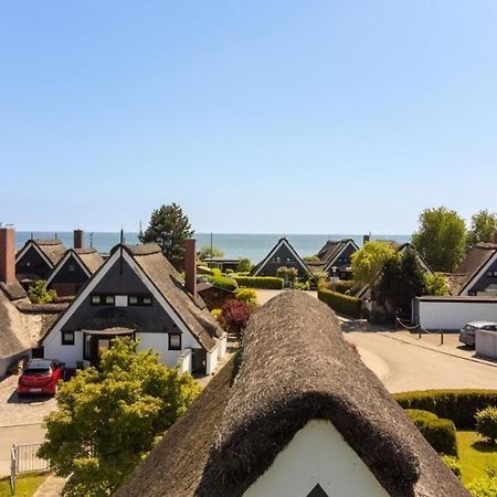 Großenbrode Am-Hohen-Ufer-Reetdach-Haus-Ocean-Breeze-136ヴィラ エクステリア 写真
